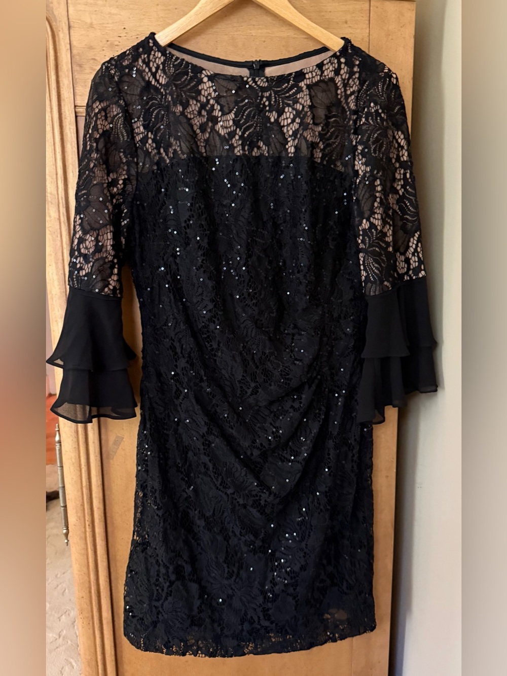 Lauren Ralph Lauren Black Lace Midi Dress with Ruffle Sleeves Ladies 12